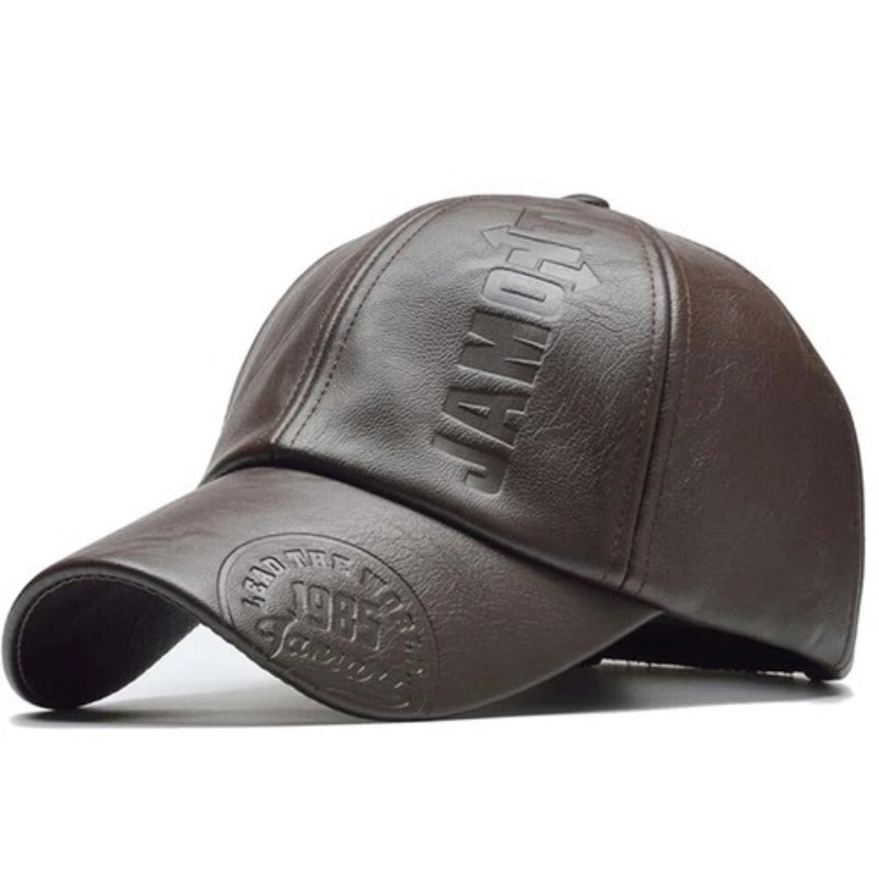 Fashion PU Leather Baseball Cap, Warm Wind-Resistant Hat for Golf Outdoor Activities, Soft Faux Leather, Adjustable Back for Comfort Fit Men Women