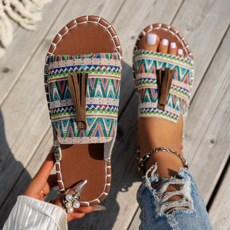Ladies' Bohemian Tassel Sandals - Colorful Striped Open-Toe Flip-Flops with Mesh Lining, Perfect for Beach Vacations And Casual Trips, Women'S Beach Shoes (Random Patterns), Women Shoes