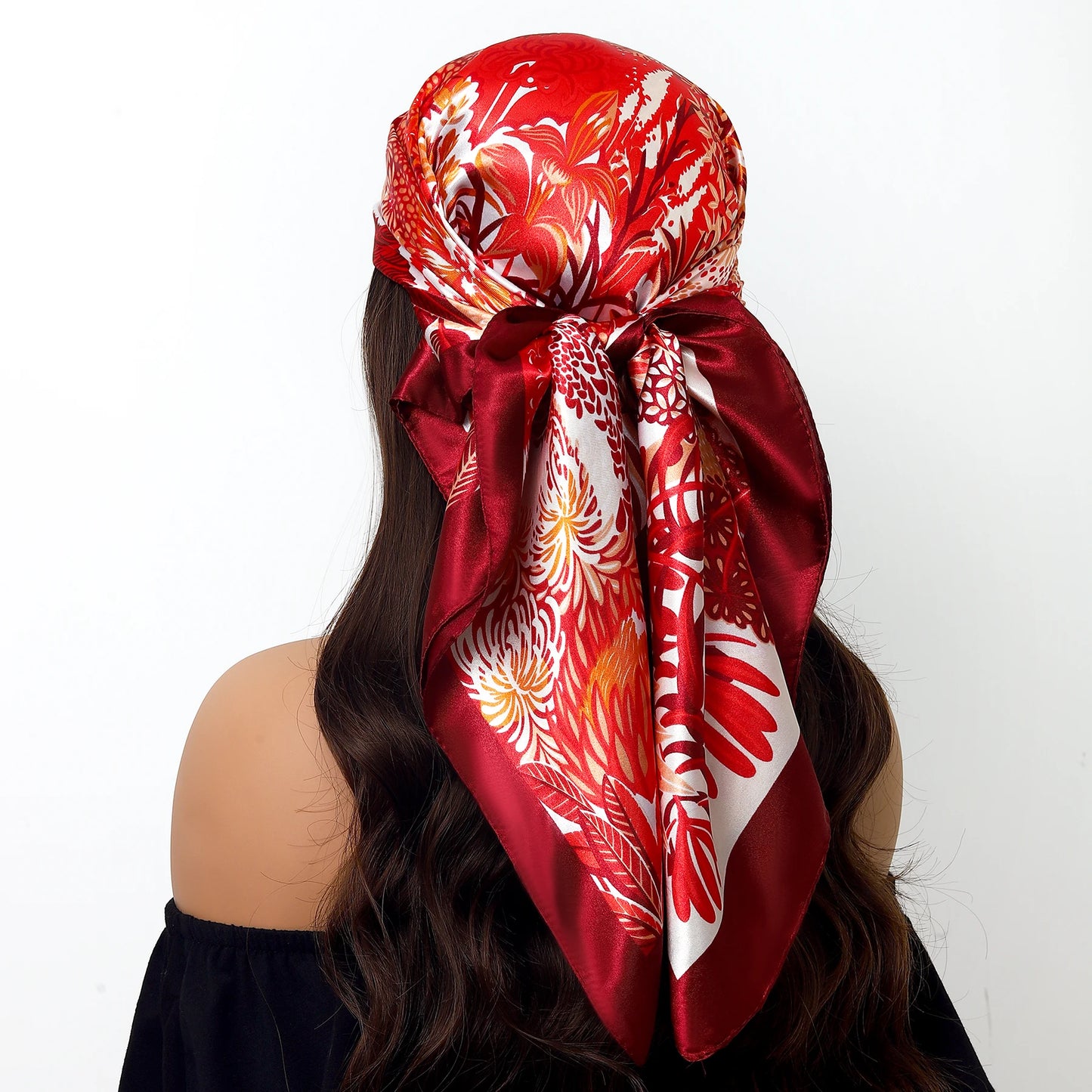 Popular Shawls Europe And America Fashion Bandannas New Print Sunscreen 90X90CM Kerchief Four Seasons Luxury Square Silk Scarves