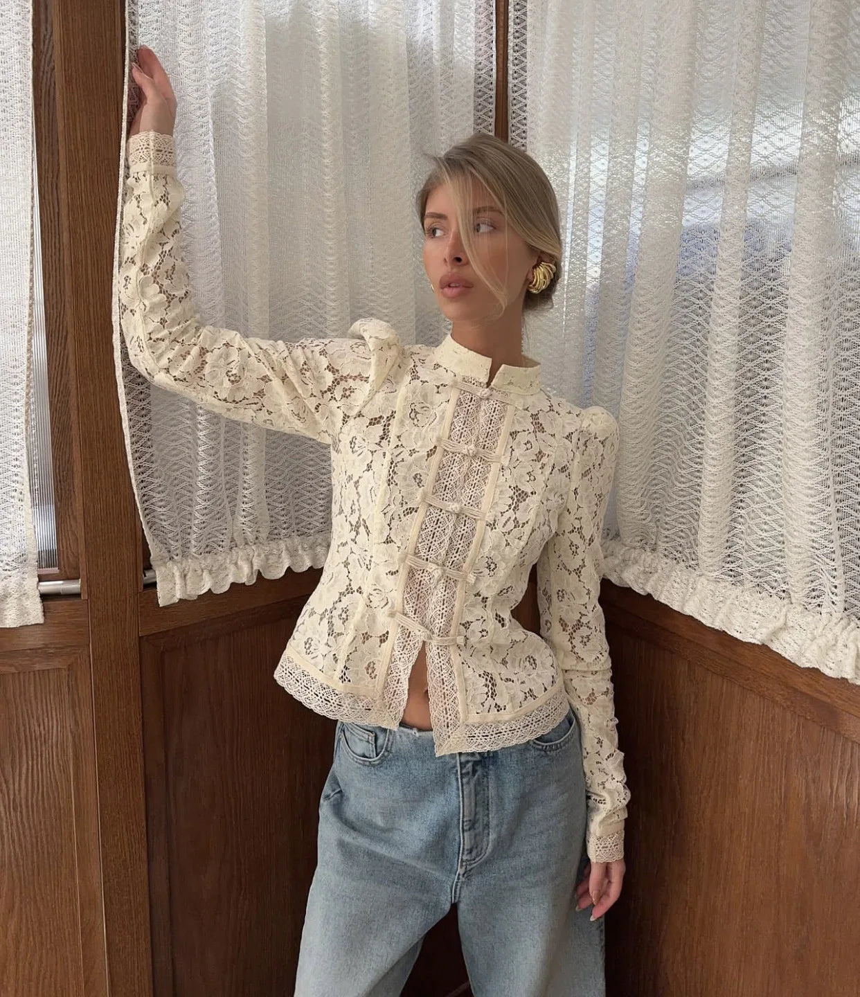 Tossy Summer Lace Printed Shirts Tops Female Hollow Out Fashion Commute Vintage See-Through Blouse Women's Lace Shrug Shirts New