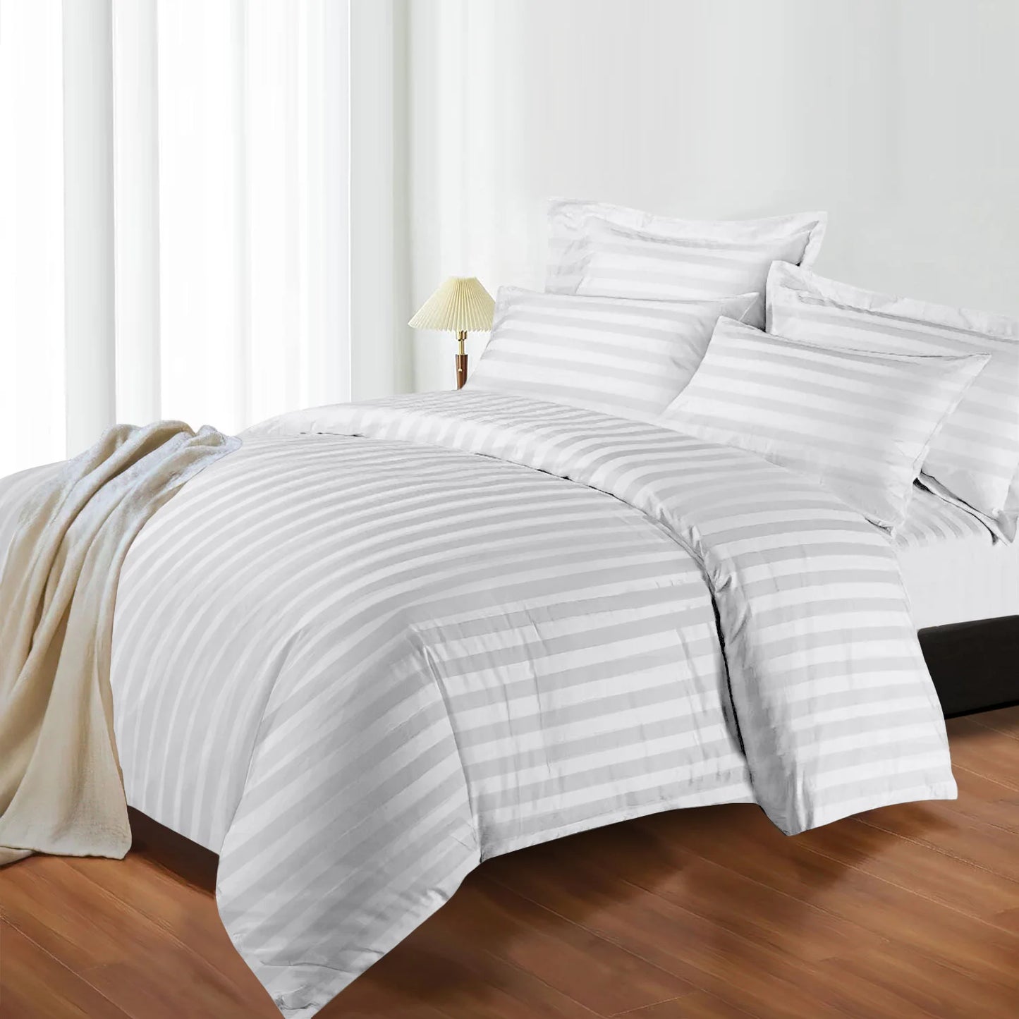 4-Piece Striped Print Duvet Cover Set – Hotel-Quality Soft & Breathable Microfiber Bedding Set with Fitted Sheet, Duvet Cover &