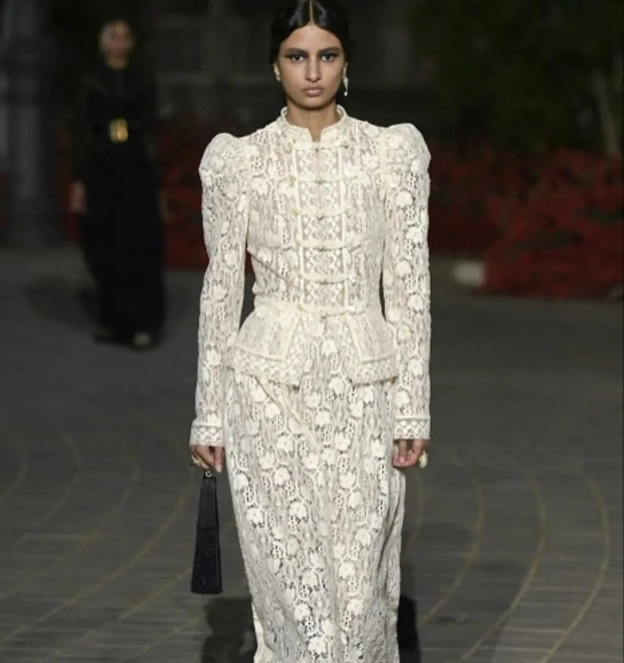 Tossy Summer Lace Printed Shirts Tops Female Hollow Out Fashion Commute Vintage See-Through Blouse Women's Lace Shrug Shirts New