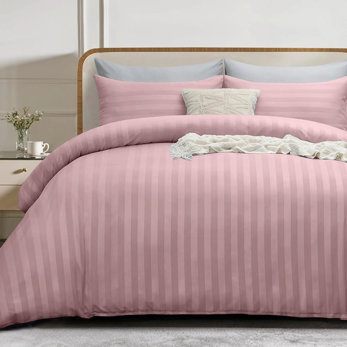 4-Piece Striped Print Duvet Cover Set – Hotel-Quality Soft & Breathable Microfiber Bedding Set with Fitted Sheet, Duvet Cover &