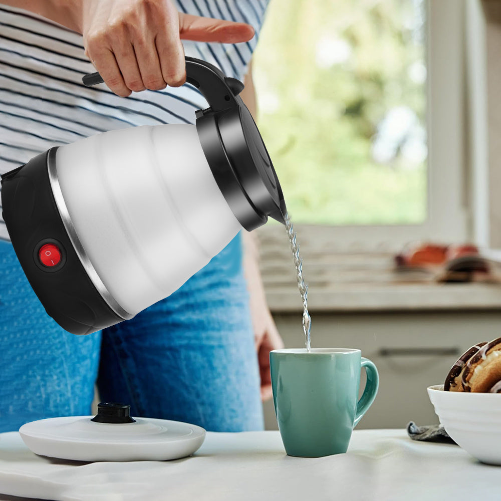 Foldable Electric Kettle-700ML Foldable Travel Kettle, Collapsible Water Bottle,Foldable Kettle Camping for boiling water,Portable Hot Water Kettle Perfect for Home, hotel, Outdoor Camping, Travel, Picnics, RV Trips, cars. Ch