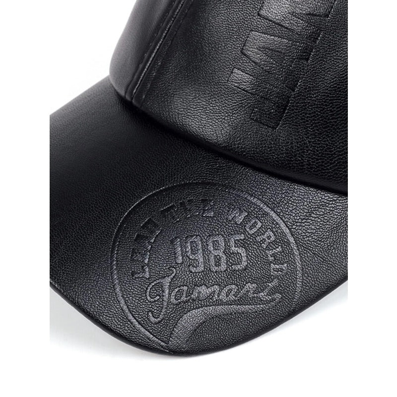 Fashion PU Leather Baseball Cap, Warm Wind-Resistant Hat for Golf Outdoor Activities, Soft Faux Leather, Adjustable Back for Comfort Fit Men Women
